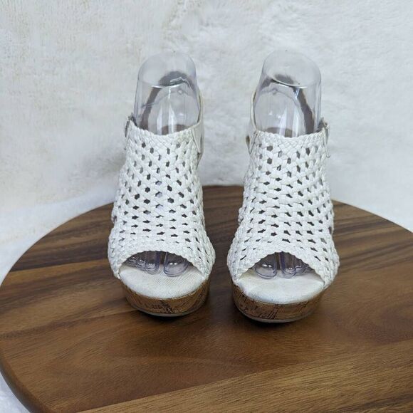 NWOT So Women’s 7.5 White Taffy Canvas Wedge Open Toe Sandals Heels - Picture 2 of 11